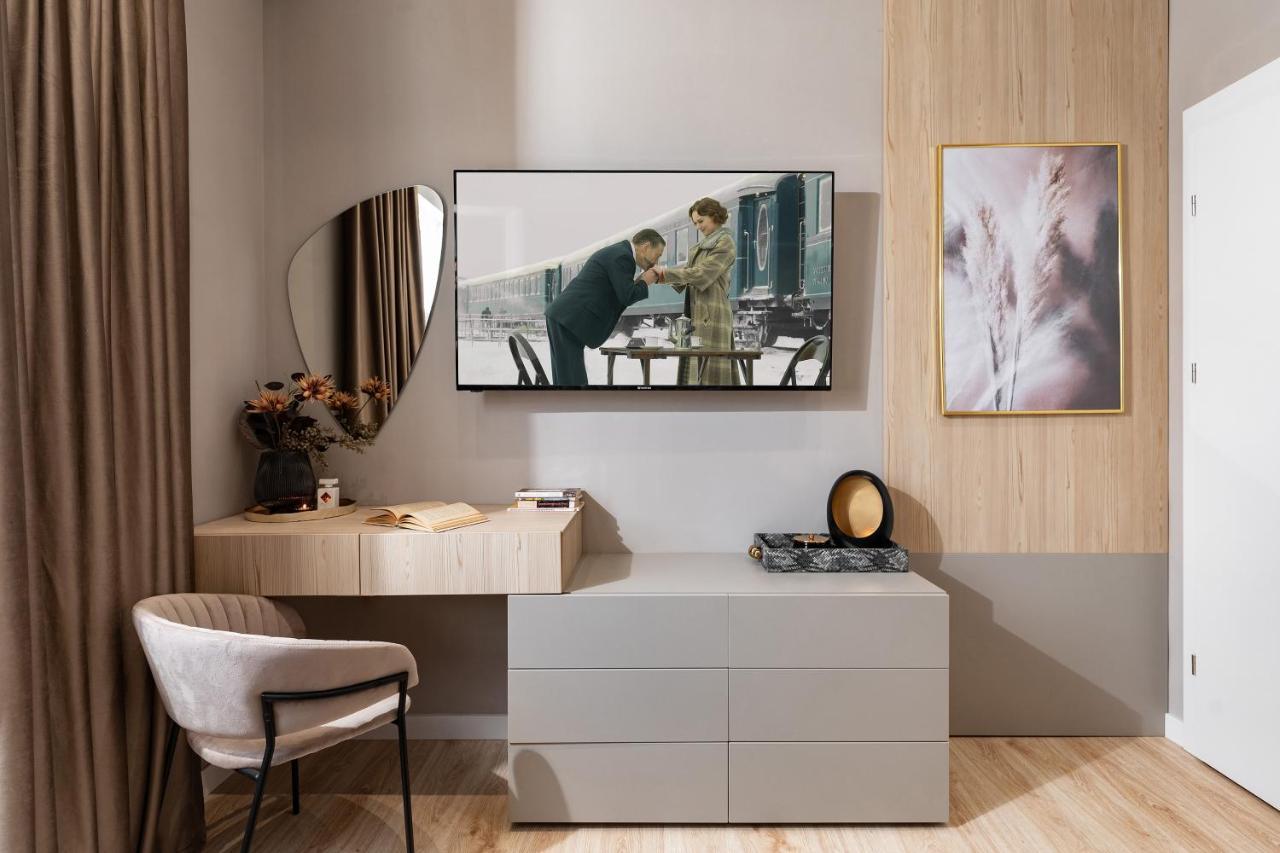 Qult - Orient Express Apartment บูคาเรสต์ ภายนอก รูปภาพ